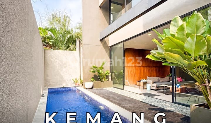 Rumah 3 Lantai 4 BR Semi Furnished Private Swimming Pool Kemang Jakarta Selatan
