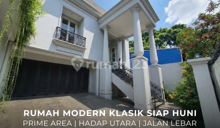 For Sale / Dijual Rumah Modern Klasik Siap Huni Kebayoran Baru, Jakarta Selatan - Ocasa4859