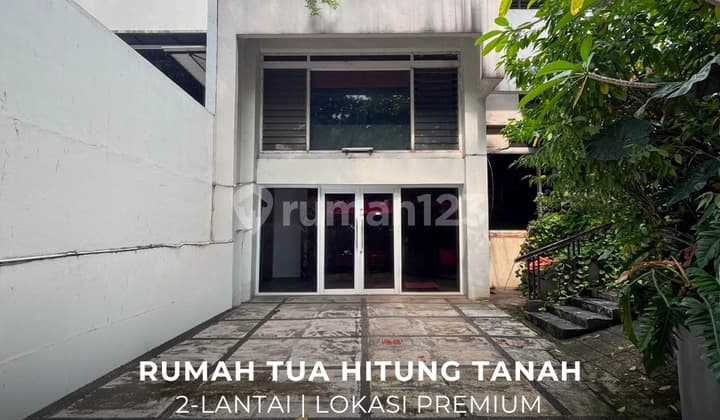 Old 2-Story House Land Measurement, Kebayoran Baru, Premium Location
