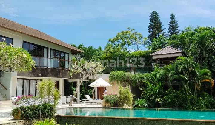 Luxury Villa Los Tebing / Cliff Front Pandawa beach, Nusa Dua, Bali