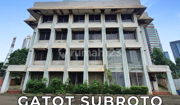 Gedung Lama 4 Lantai Lokasi Strategis Gatot Subroto Jakarta Selatan