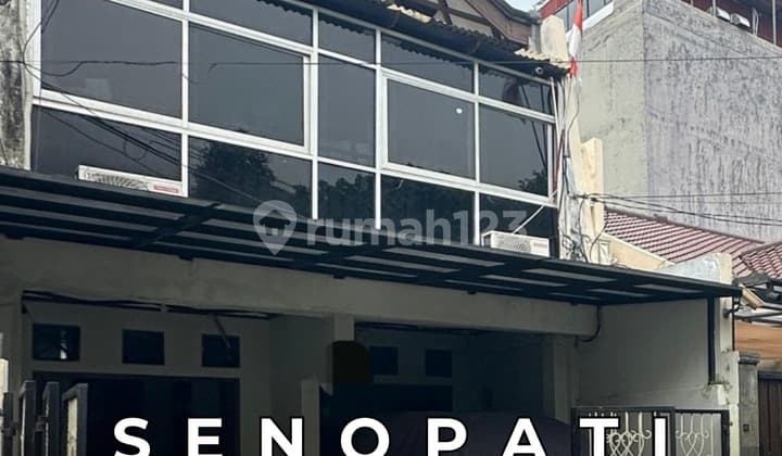 RUMAH LAMA LAYAK HUNI HARGA HITUNG TANAH JL CINIRU SENOPATI JAKARTA SELATAN