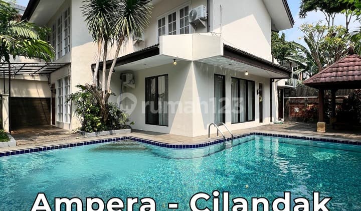 RUMAH CANTIK SIAP HUNI LOKASI DALAM KOMPLEK AMPERA - CILANDAK JAKARTA SELATAN