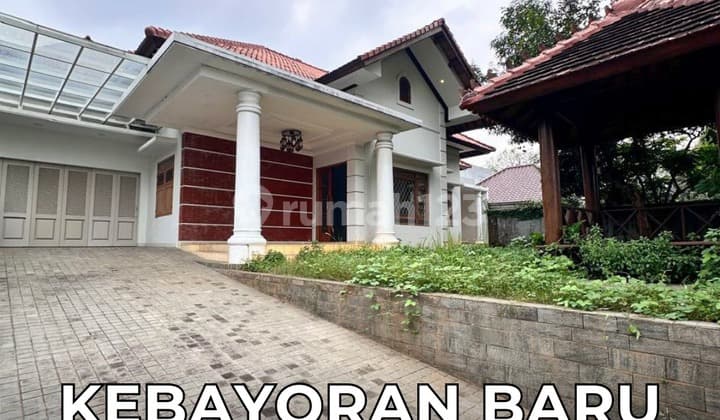 Well-Maintained 1-Story House in a Strategic and Serene Location, Wijaya, Kebayoran Baru, South Jakarta