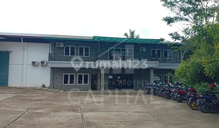 Land and Large Warehouse Building with Strategic Industrial Area in Cianjur