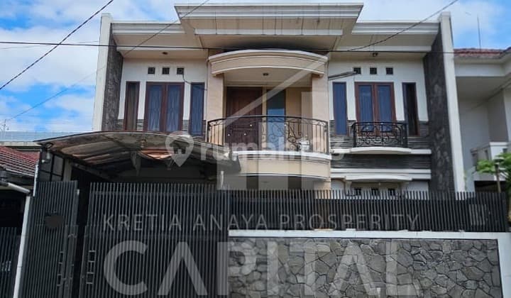 Rumah Siap Huni 2 Lantai di Taman Holis Indah Bandung
