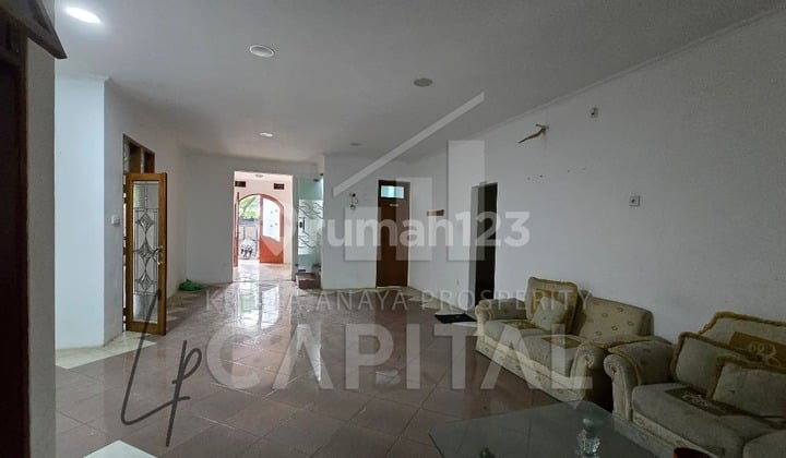 Rumah di Palasari Mainroad Cocok Untuk Tempat Tinggal Atau Ruang Usaha
