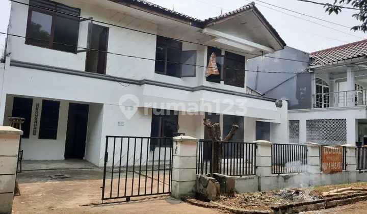 Dijual Rumah Dalam Kompleks Dekat Southcity
