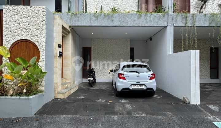 Dijual Vila di Jimbaran Bali. Private Pool dan Full Furnished