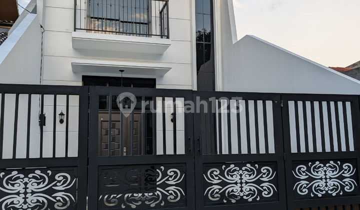 Dijual Rumah Baru Dalam Kompleks Cinere