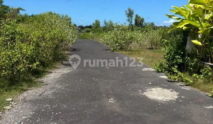 Flat land for sale, ready for development, in the Villa and Murahungasan area of Bali.