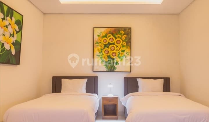 For Rent White Villa Only 2 Minutes to Nusadua Beach, Bali.
