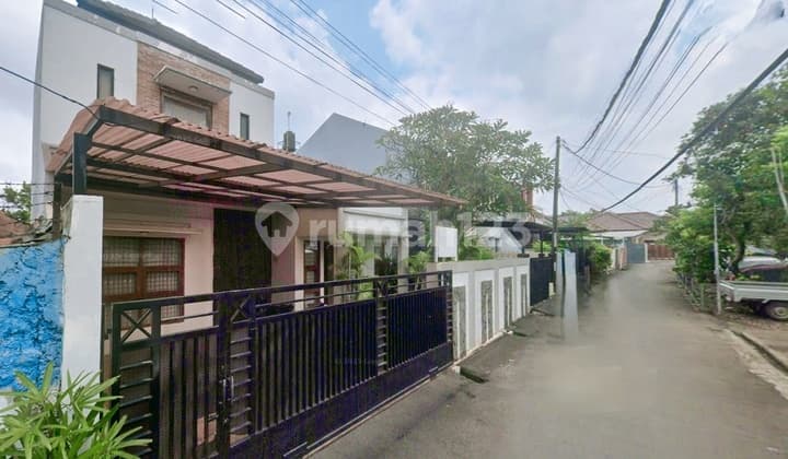 Rumah Cantik Luas Bonus Furnished Antik Jati