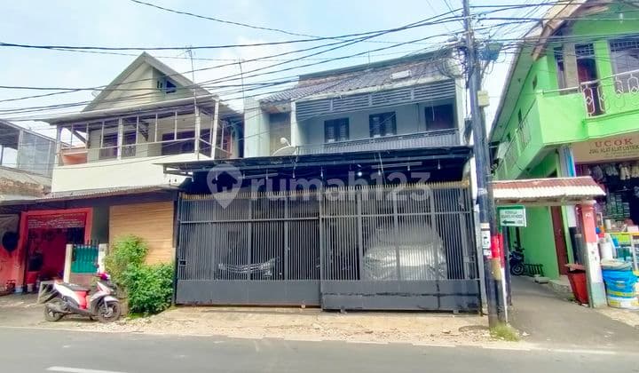 Rumah 3 Lantai Pinggir Jalan Cocok untuk Usaha di Cipinang