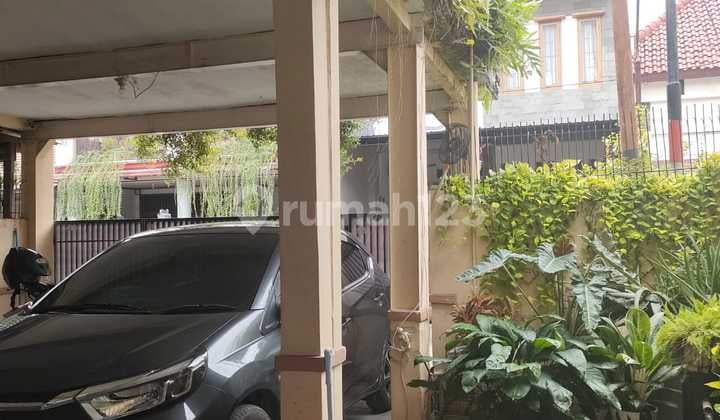 Rumah 2,5 Lantai Lingkungan Tenang Di Komplek Ptb Duran Sawit