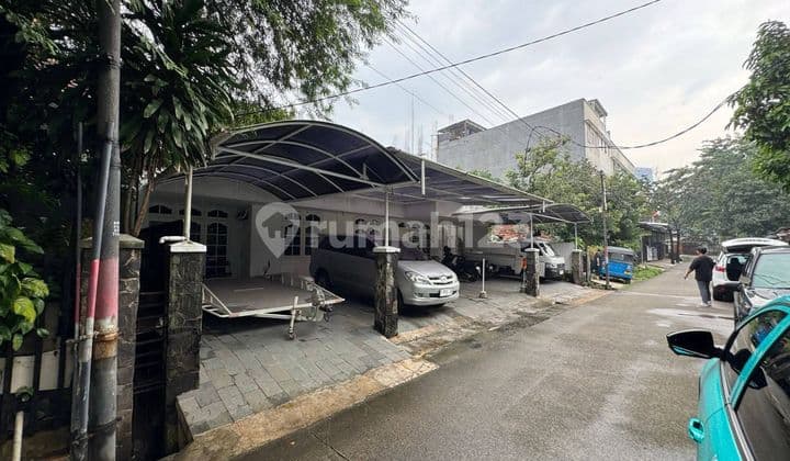 Rumah Kantor di Mampang Prapatan Strategis Bebas Banjir