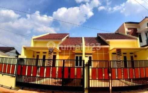 Rumah Siap Huni di Rangkapanjaya Depok Strategis Rumah Siap Huni di Rangkapanjaya Depok Strategis
