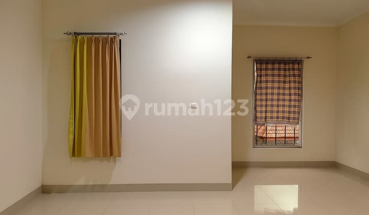 Rumah Siap Huni di Metro Permata 1 Tangerang Lokasi Strategis