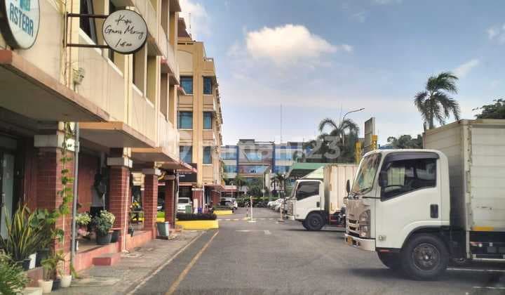 Dijual Rukan Artha Gading 3.5 Lantai Hadap Boulevard Jalan Jakarta Utara