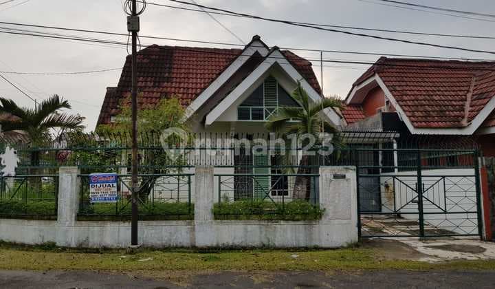 Dijual Rumah Mewah Di Bsd Lokasi Strategis