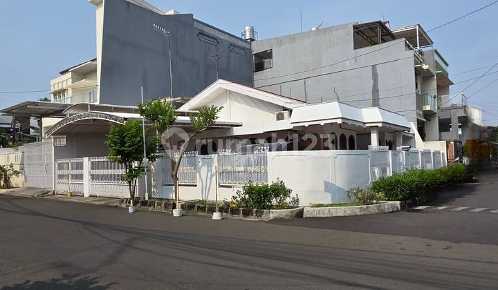 Rumah Hook Standard Di Kelapa Gading