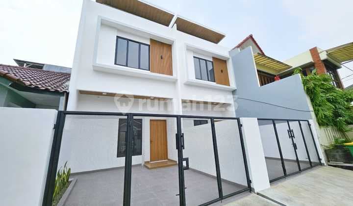 Rumah Bagus Semi Furnished SHM Harapan Indah, Bekasi