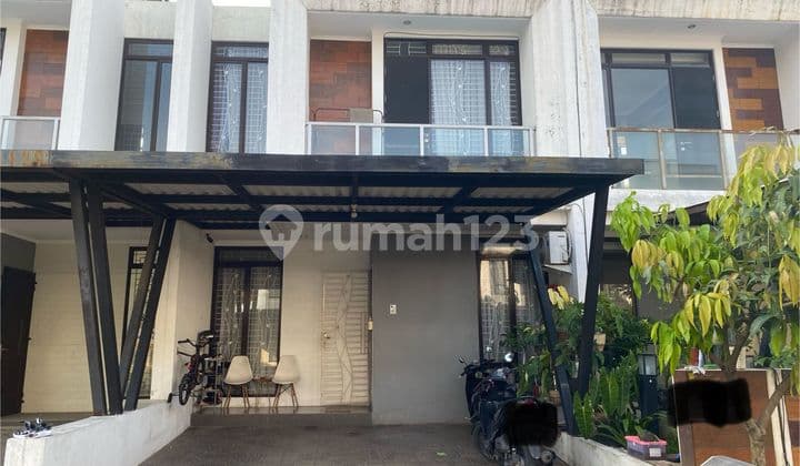 Rumah siap huni semi furnished Di Metland Transyogi Cluster Sierra