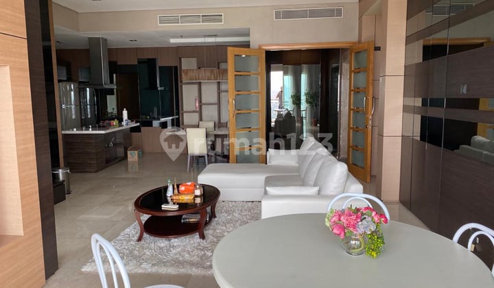 Apartemen Senayan Residences 3 Kamar Tidur Furnished Bagus