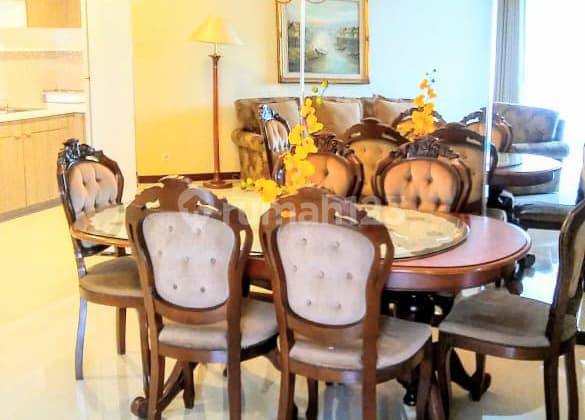 Apartemen Sudirman Tower Condominium 3 Kamar Tidur Furnished Bagus