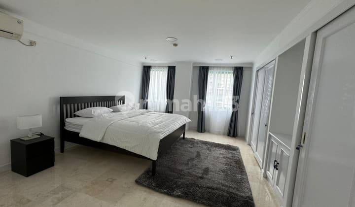 Apartemen Golfhill Terraces Residence 2 Kamar Tidur Furnished Bagus