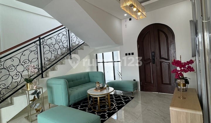 2-Story Residence in Yogyakarta with Complete Facilities on Jl Wates
