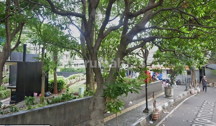 Turun Harga Rumah Pejompongan Jalan 2 Mobil Tepat Belakang BNI 46 Cocok Untuk Kos2an atau Resto