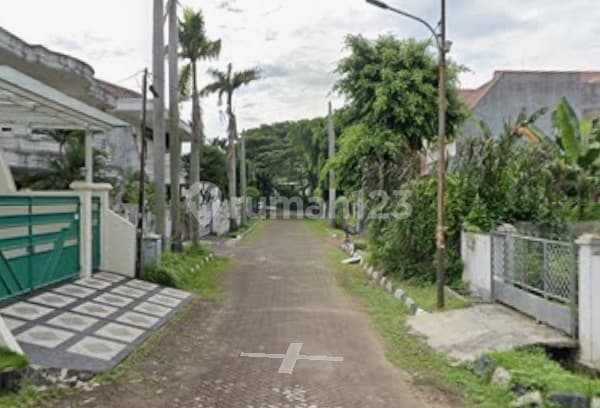 Rumah Tua Hitung Tanah Termurah di Green Garden