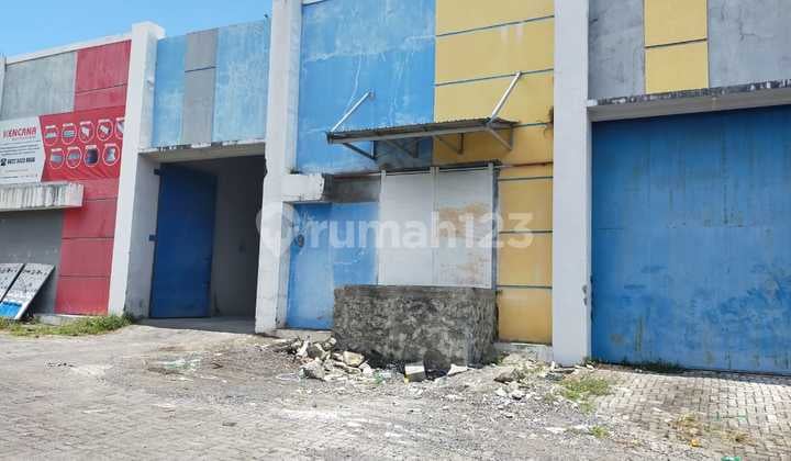 Gudang di Volvo venta maumbi harga murah cocok buat distributor