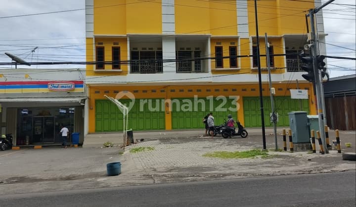 Ruko 18x20 Di Pinggir Jl Raya Kota Bitung Pas Buat Elpedisi Cargo