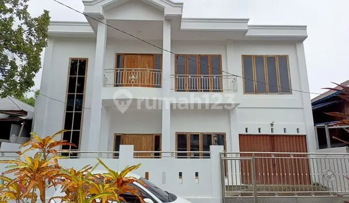 Rumah Mewah Jl Kayu Bulan Malalayang Dekat Rs Kandou