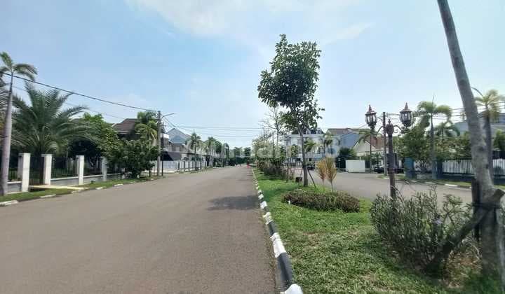 Disewakan unit Rumah Siap Huni Cluster Aralia 2 lantai hook