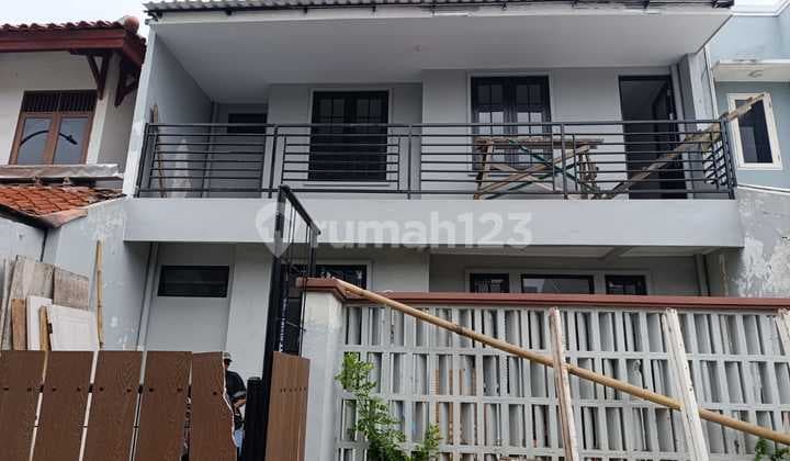 Dijual Cepat Rumah 2 LT Full Renovasi di Metland Cakung Jakarta Timur