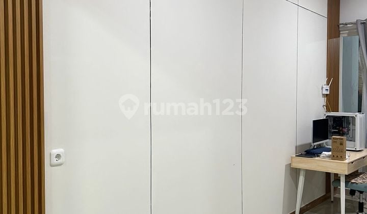 Dijual Rumah Cantik Furnished Adara Harapan Indah 2, Akses Lebar Cluster Adara, Harapan Indah 2 - Bekasi