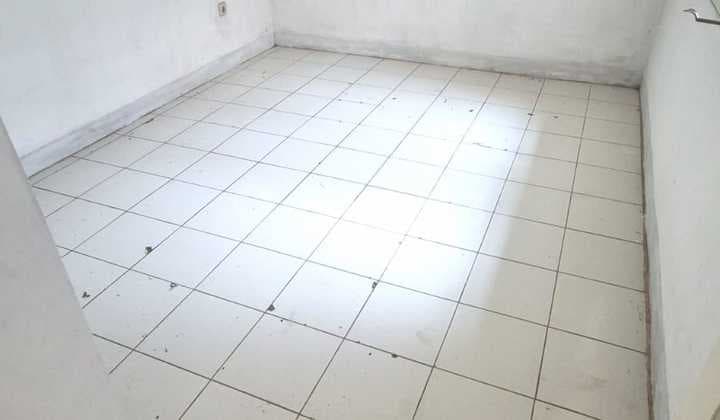 For Sale House in Perumahan Boulevard Hijau - Bekasi.
