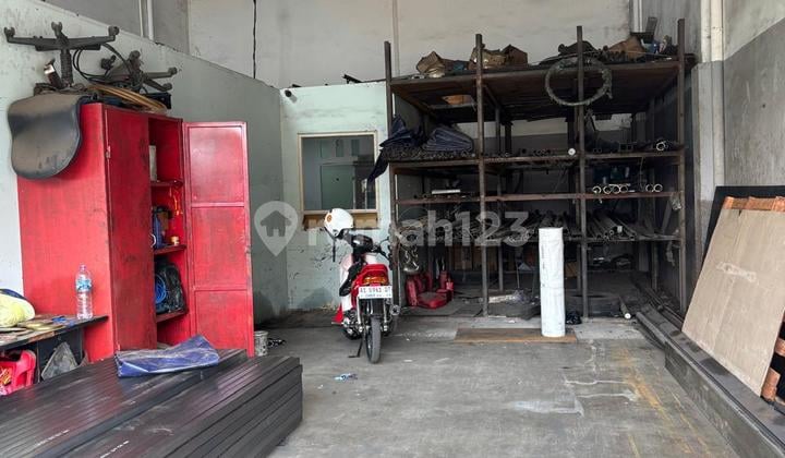 Dijual Gudang Strategis Green Sedayu Bizpark Cakung Jakarta Timur - Siap Pakai