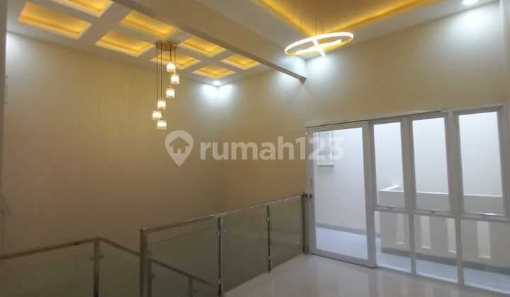 Dijual Rumah Baru Cantik ( 3 unit ) Mewah harga Murah 2 lantai di Harapan Indah