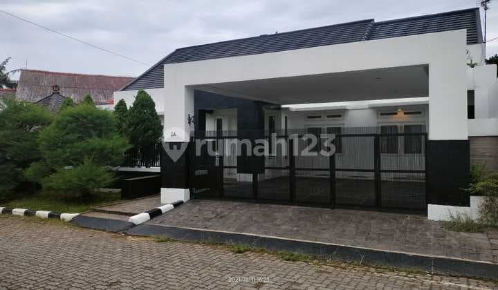 Rumah Bagus Siap Huni Dalam Komplek Dekat Mall Cinere Estate