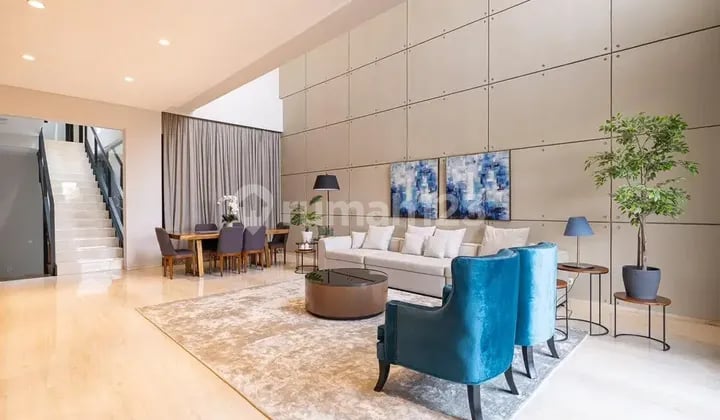 READY-TO-OCCUPY TOWNHOUSE WITH PRIVATE LIFT & POOL ON GAHARU STREET, CIPETE