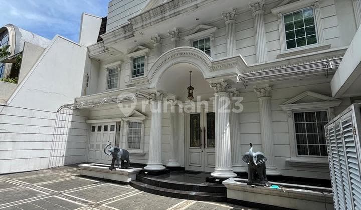 Gedung Kantor Cocok Usaha 3 LT Jl Pakubuwono Hang Tuah Senayan