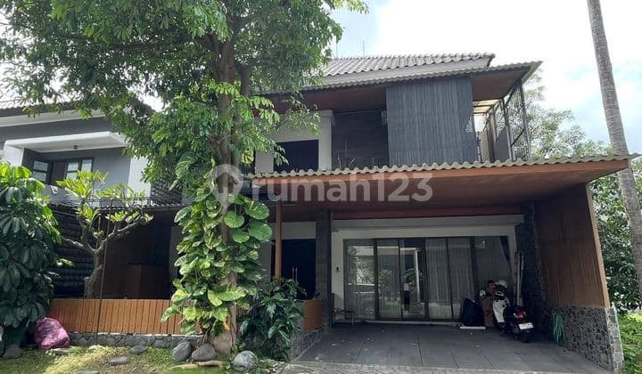 Rumah Mewah Modern di Prambanan Residence Wiyung - L