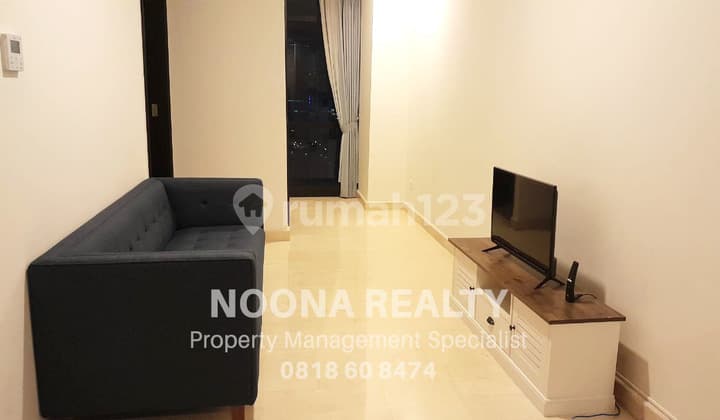 For Rent: Sudirman Suites Apartment, 3 Bedrooms, Middle Floor, Furnished.