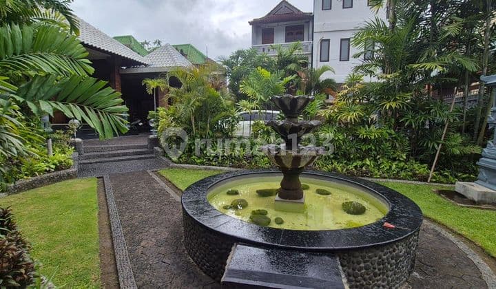 3 Bedrooms Villa Well Maintained With Big Garden Tuban Kuta