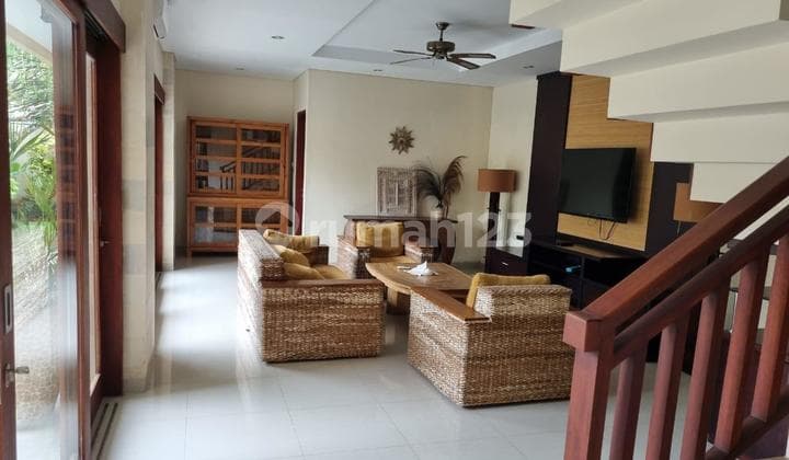 Dijual Villa Lokasi Tandeg Tibubeneng Jalan Pantai Berawa Canggu Bali.