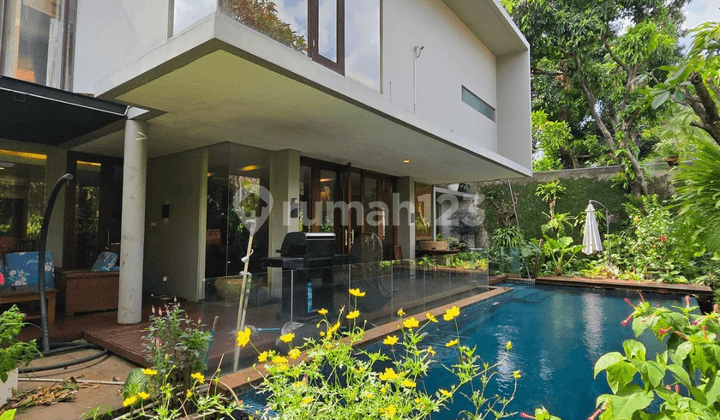 Rumah Tropical Modern 2 Lantai FURNISHED SHM Di Cipete
